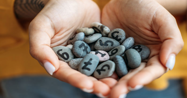 સમજી વિચારીને લેજો નિર્ણય, આ જન્મતારીખ વાળાને રોકાણથી ફાયદાને બદલે નુકસાન.. Untitled 387