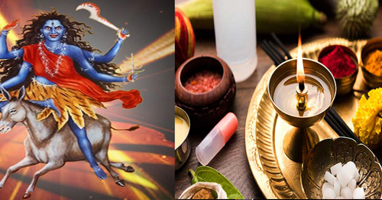 આજે સાતમા નોરતે કરો માં કાલરાત્રિની પૂજા, જાણો મંત્ર, આરતી, ભોગ અને વિધિ.. Untitled 96