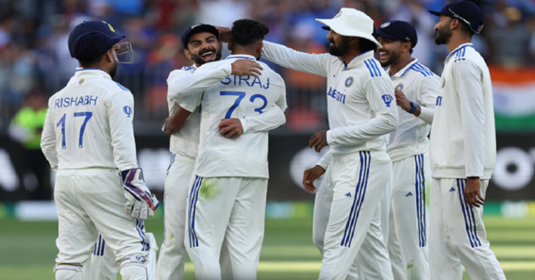 ચોથા દિવસની શરૂઆતમાં ભારતે ઓસ્ટ્રેલીયાને આપ્યો મોટો ઝટકો, જીત તરફ ટીમ ઈન્ડિયા… Untitled 225