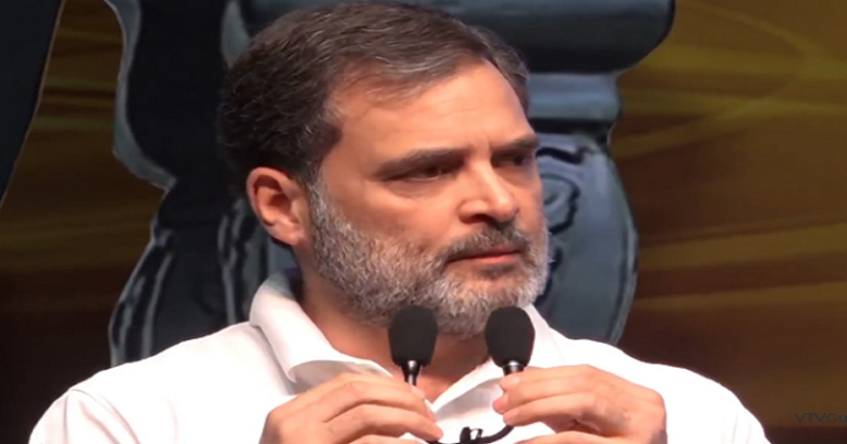 રાહુલ ગાંધી સાથે થઈ જોવા જેવી, કોંગ્રેસના ચાલુ કાર્યક્રમે બંધ થયું માઈક, પછી જે… Untitled 245