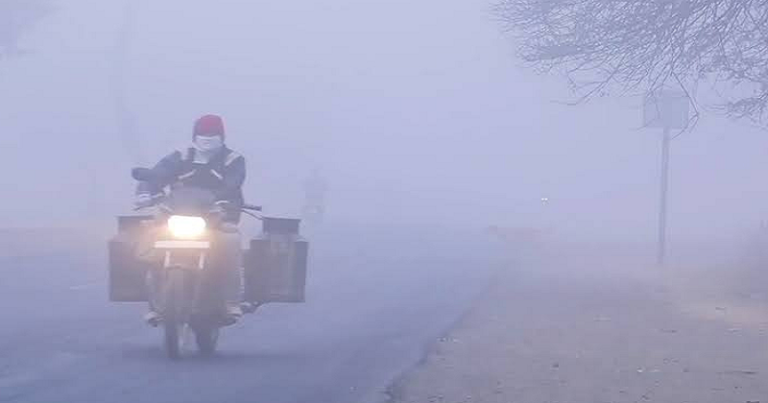 શું ગુજરાતમાં પડશે ભર શિયાળે વરસાદ.? થીજવતી ઠંડી વચ્ચે નલિયા બન્યું ઠંડુગાર, જાણો તાપમાન.. Untitled 123