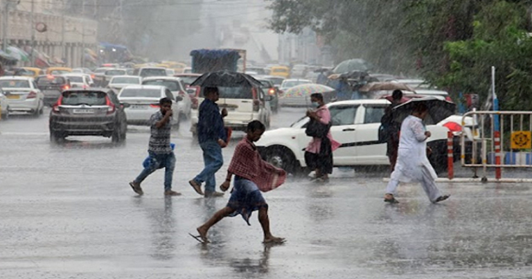 હળવા વરસાદ સાથે ભારે પવન ફૂંકવાની ચેતવણી, જાણો હવામાન વિભાગની આગાહી.. Untitled 103